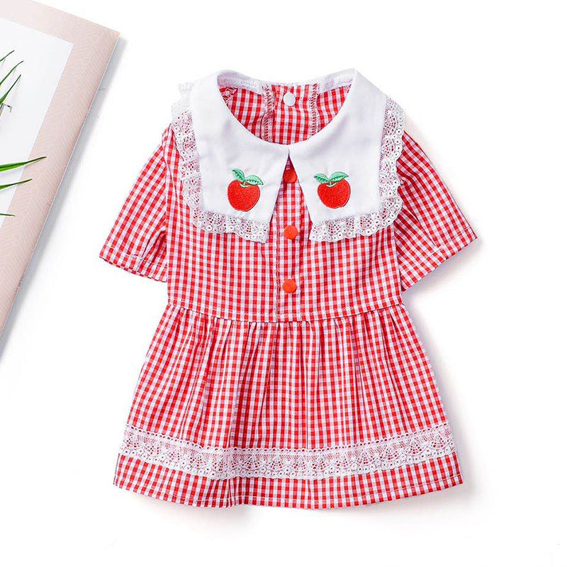 Strawberry embroidery pet clothes