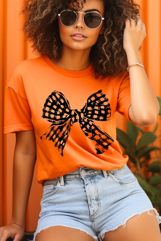 Vintage Checkered Bow Graphic T Shirts