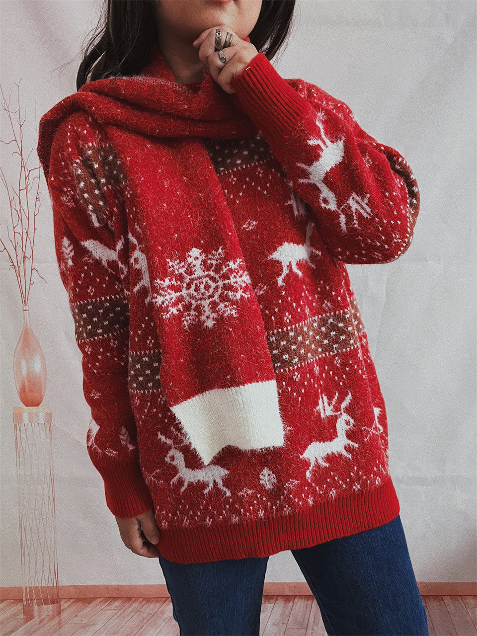 Women's Fashion Round Neck Long Sleeve Deer Snowflake Jacquard Christmas Sweater