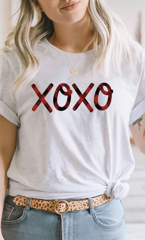 Plaid XOXO Valentines Day PLUS SIZE Graphic Tee