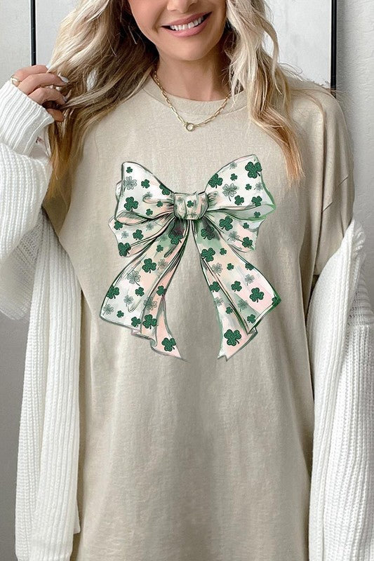 St Patrick's Day Bow Graphic Plus Heavy Cotton Tee