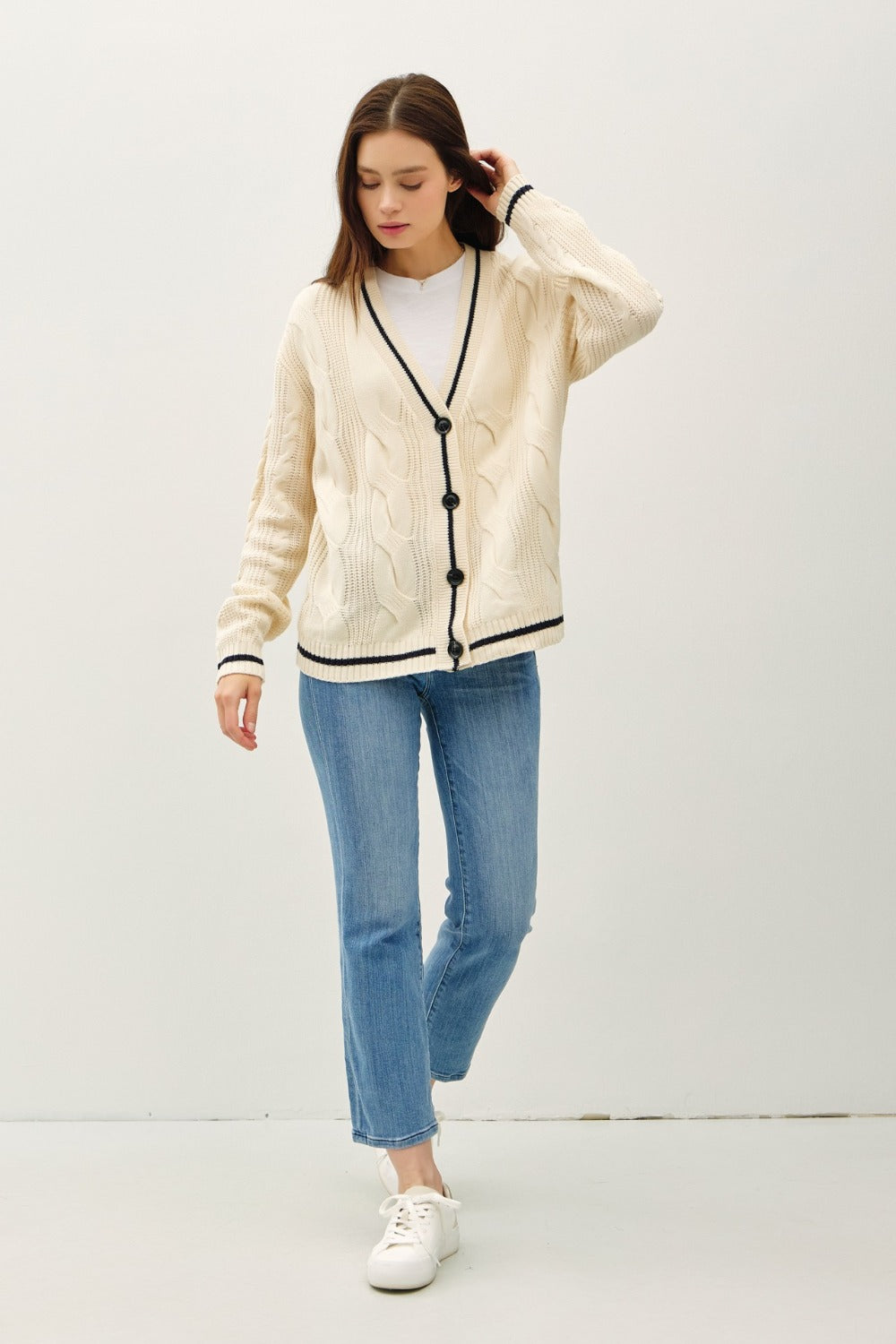 Be Cool Contrast Trim Cable-Knit V-Neck Cardigan